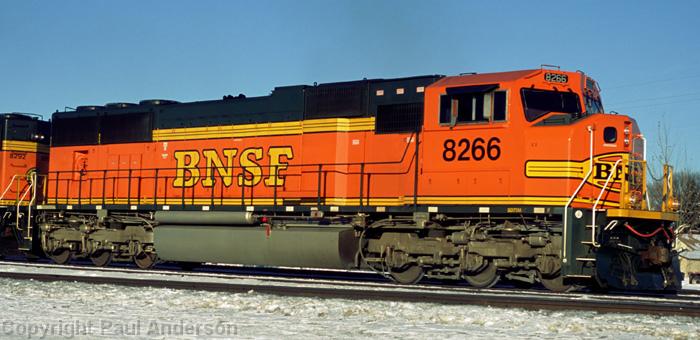 BNSF 8266 SD75M.jpg